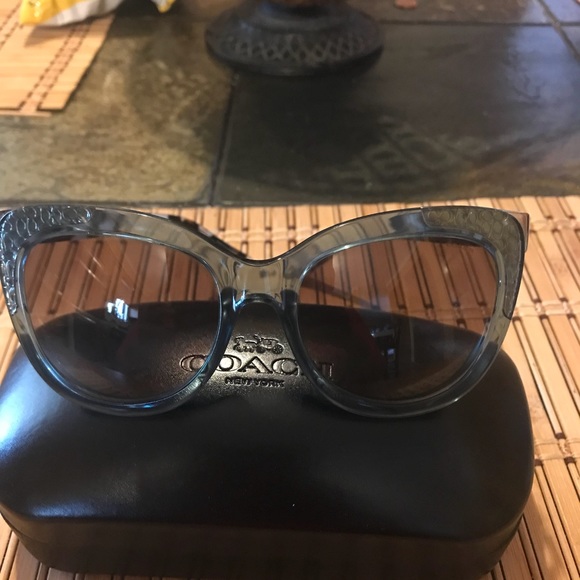 DEAL DAY FINAL, Coach Sunglasses, PLEASE MAKE - Picture 2 of 8